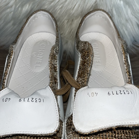 Authentic Chanel Tweed/Leather Interlocking CC Logo Sneakers - Picture 15 of 16